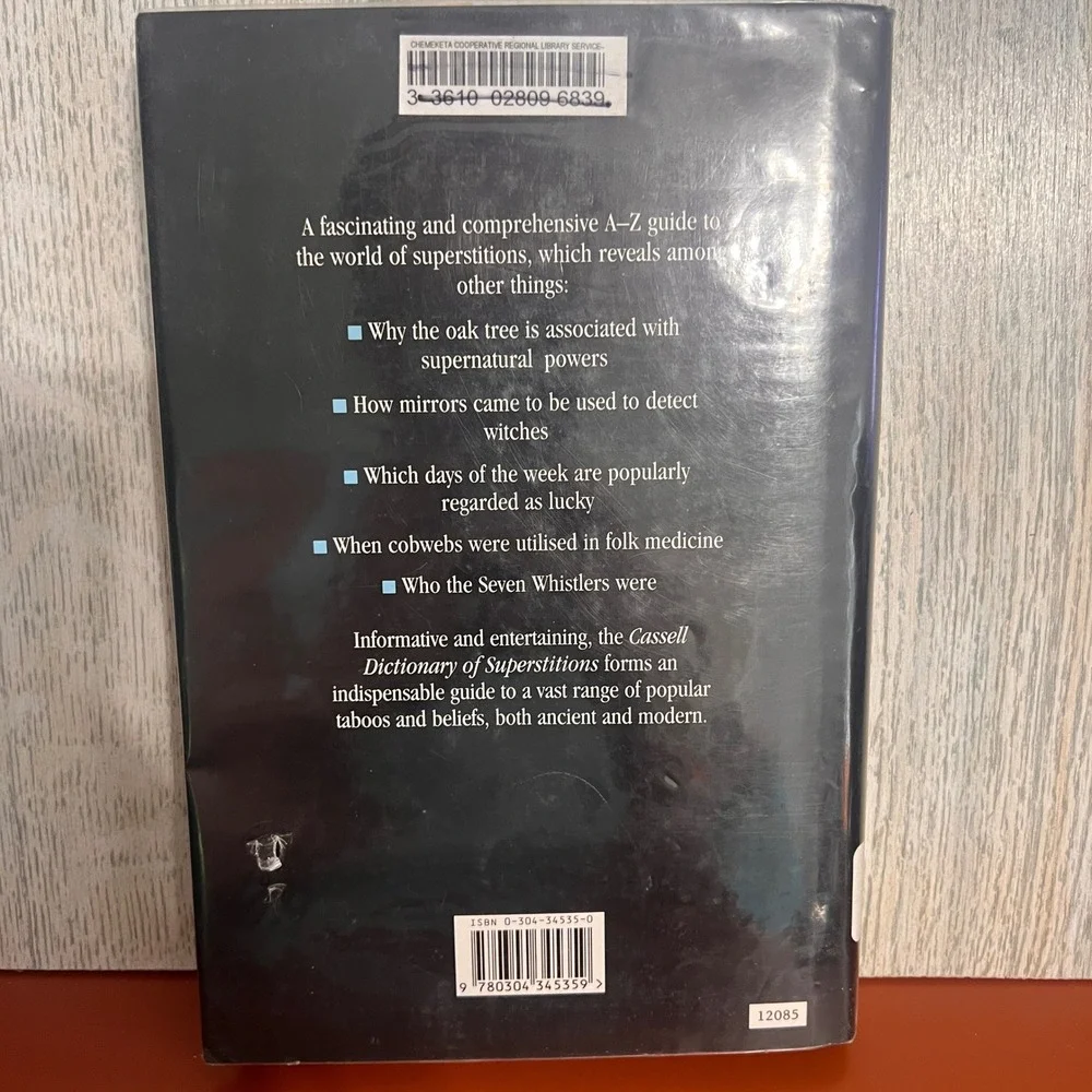 Cassell Dictionary of Superstitions David Pickering 1995 Hardcover First Edition